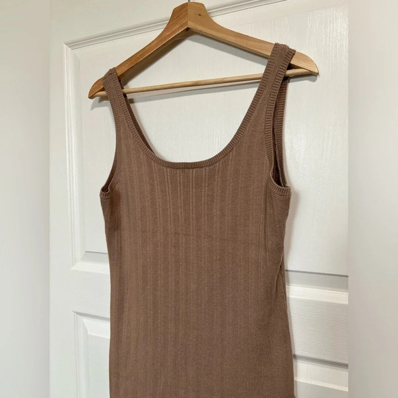 ABERCROMBIE Ribbed  Midi Dress - Picture 6 of 9